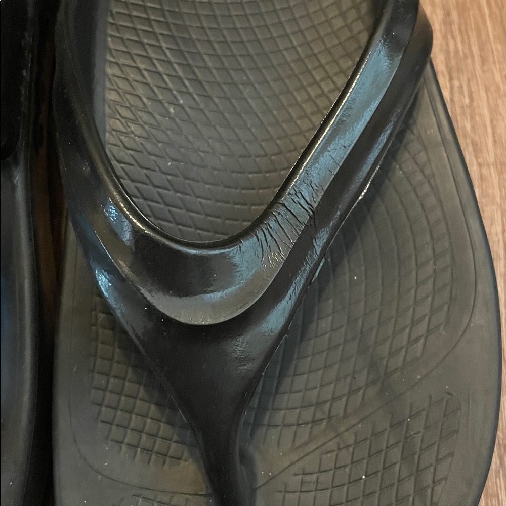 Women’s OOFOS Black Flip Flops EU 41/ US 10 See pictures - Picture 10 of 13